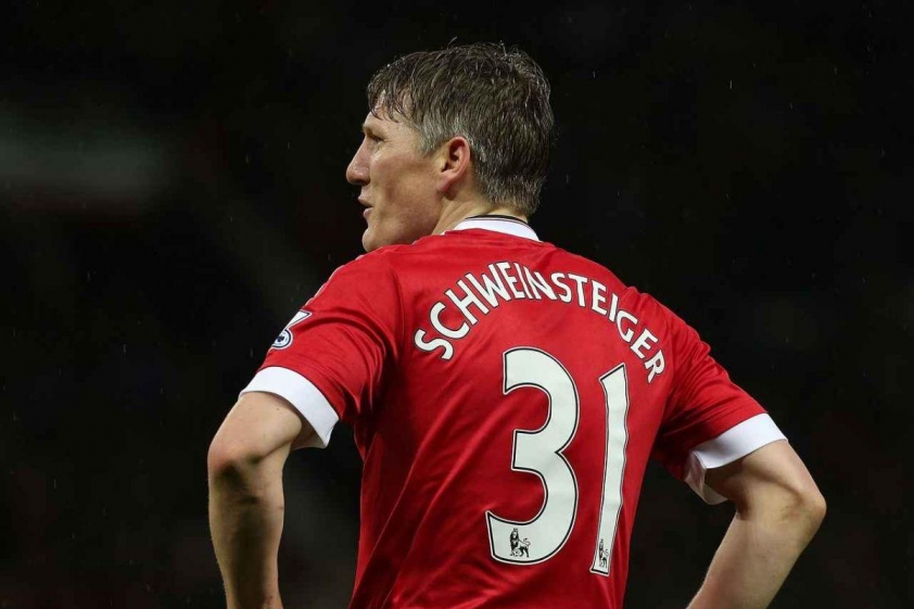 Schweinsteiger từng có 2 năm thi đấu tại MU, anh ra sân 29 lần, đóng góp 2 bàn thắng và 1 kiến tạo (Ảnh: Internet)
