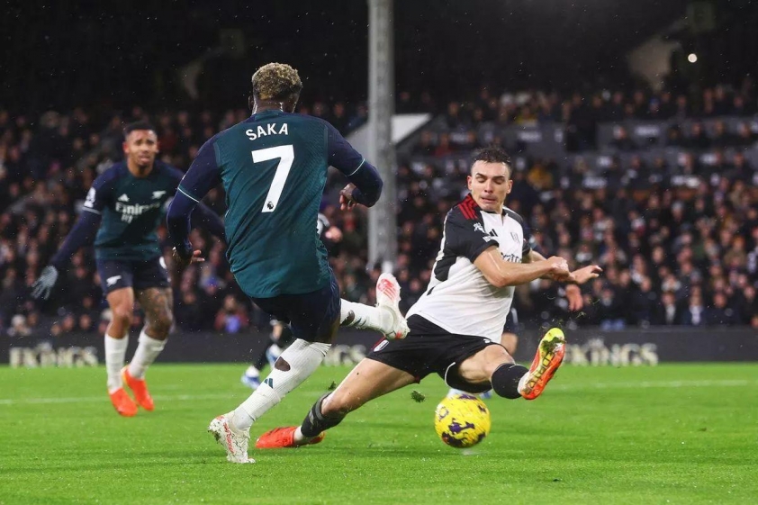 Cầu thủ người Bồ Đào Nha từng có 2 mùa giải chơi tại EPL trong màu áo Fulham (Ảnh: football.london)