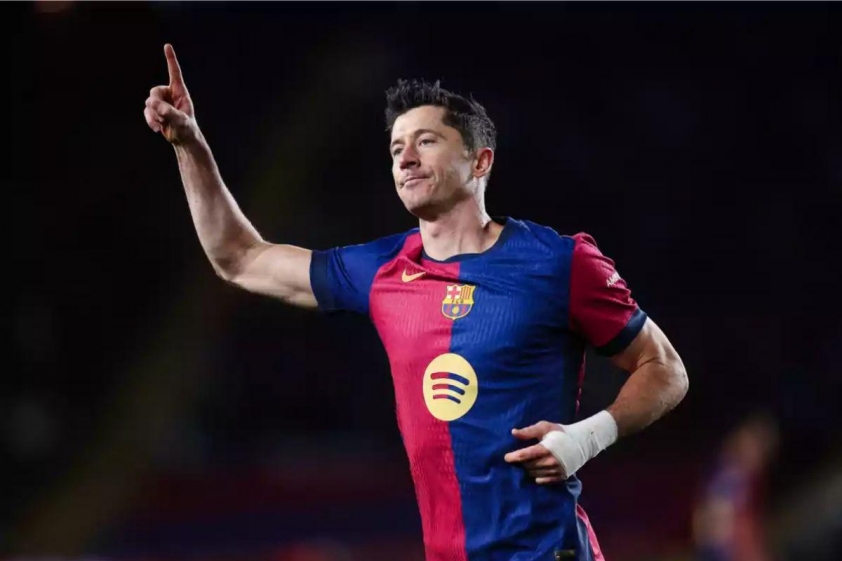 Lewandowski sẽ trở lại đội hình xuất phát của Barca trong trận El Clasico cuối tuần này.