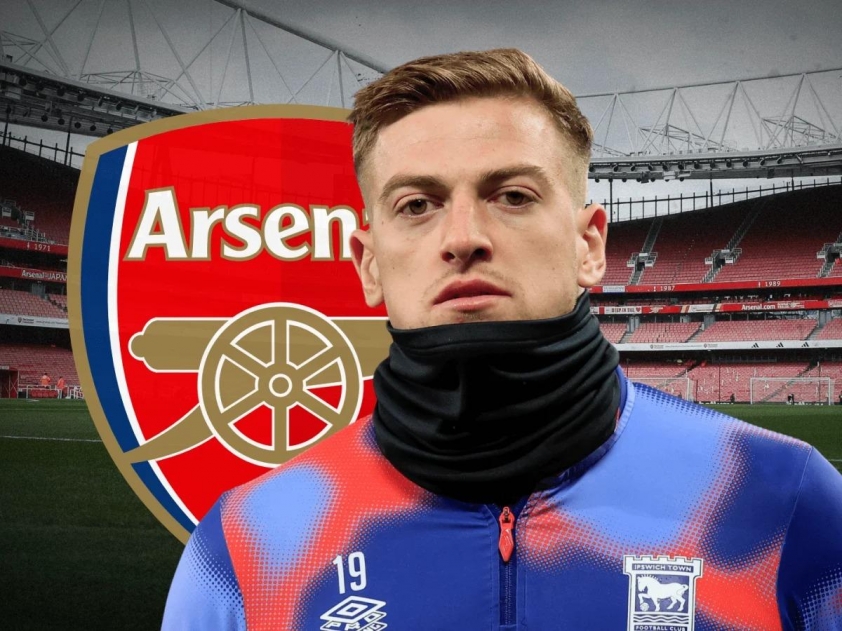 Liam Delap - tiền đạo đến từ Ipswich Town bất ngờ lọt vào tầm ngắm của Arsenal.