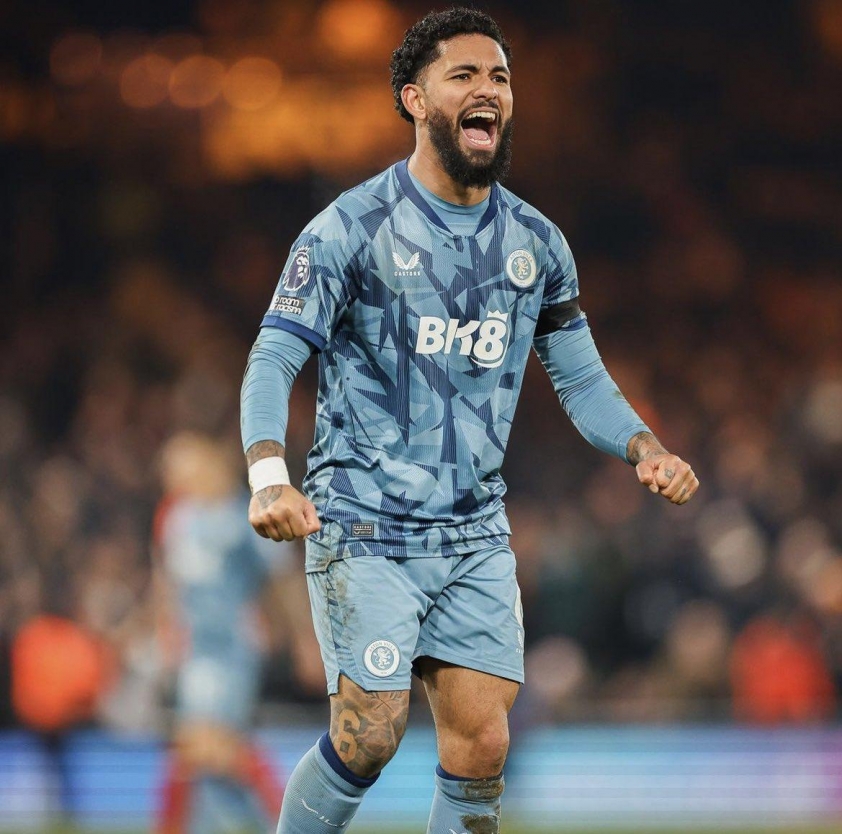 Nhiều đội bóng tại EPL theo dõi tình hình của Douglas Luiz (nguồn ảnh: Twitter)