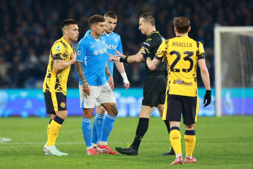 Nếu phải đá trận play-off, Inter có phần thất thế hơn vì phải tính toán lực lượng cho chung kết C1.
