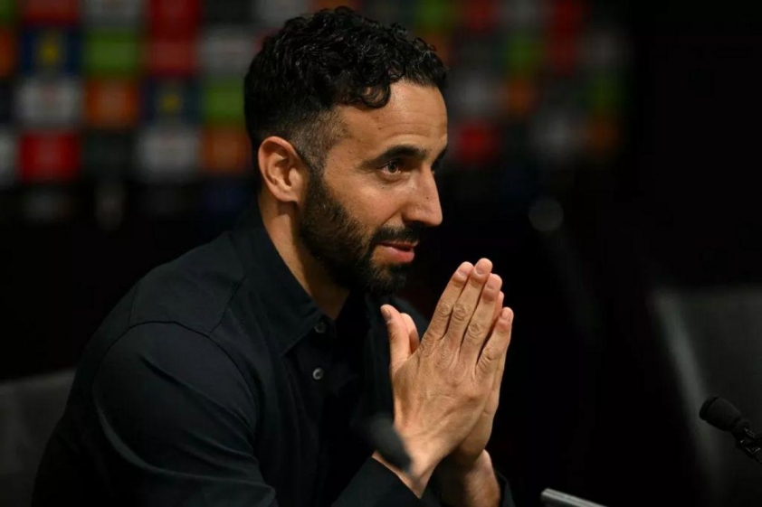Ruben Amorim thách thức các cầu thủ Man United để được lựa chọn vào đội hình chính chung kết Europa League.
