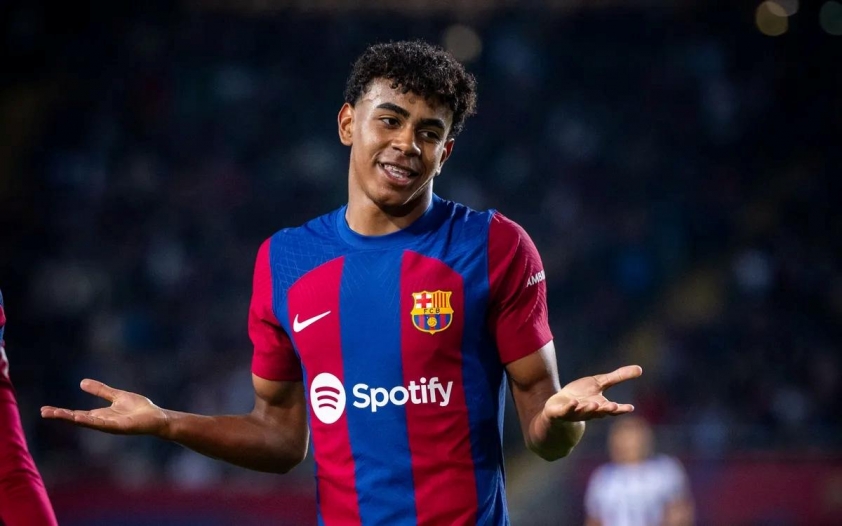Phản ứng của Yamal khiến cầu thủ của Espanyol nhận thẻ đỏ. Nguồn: FC Barcelona
