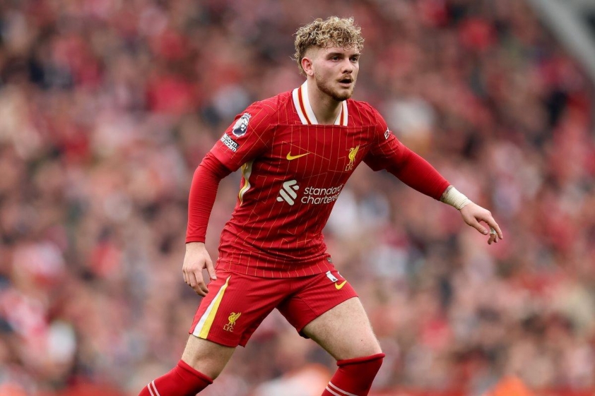 Elliott chơi không tệ, nhưng vẫn chưa đủ tốt để trở thành trụ cột tại Liverpool.