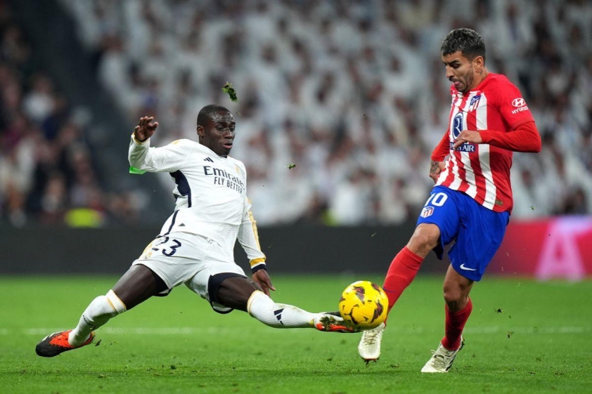 Ferland Mendy là cái tên đầu tiên không nằm trong kế hoạch của Xabi Alonso.