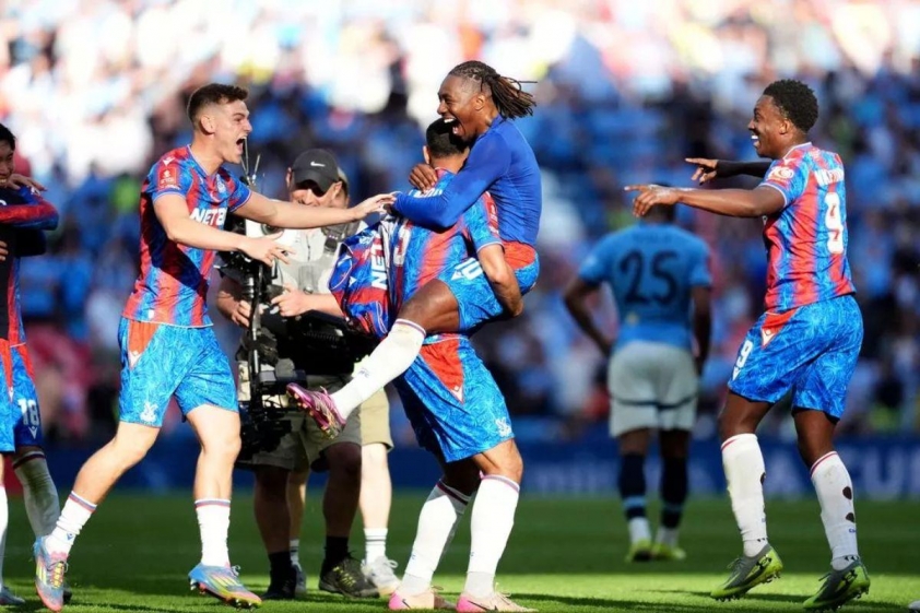 Crystal Palace sẽ tham dự Europa League mùa giải tới.