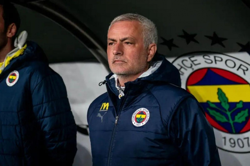 Fenerbahce của Mourinho kết thúc mùa giải ở vị trí thứ 2 trên BXH Super Lig với 81 điểm.