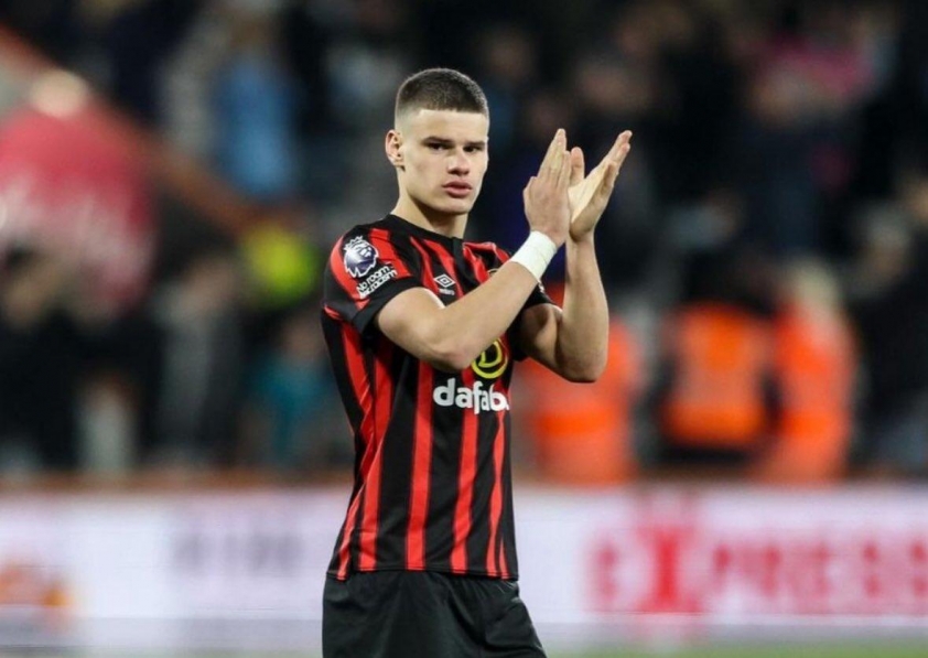 Kerkez được 2 ông lớn EPL để mắt (nguồn ảnh Twitter)