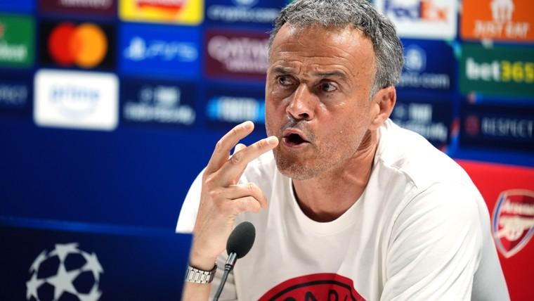 Enrique nói PSG nên tập trung vào trận đấu trước mắt. Nguồn: Voetbal International