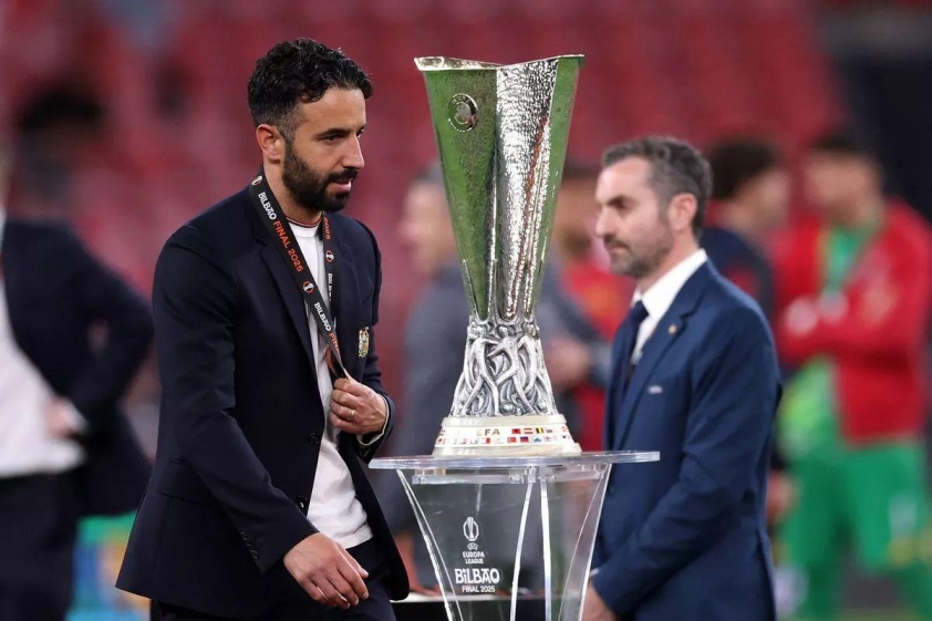 Ruben Amorim và Man United sẽ có một mùa hè bận rộn phía trước.