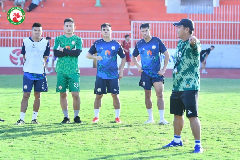 Lịch thi đấu đầy khó khăn cho đội bóng đất võ đang ở phía trước. Ảnh: CLB