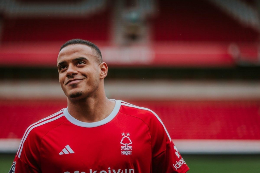 Nottingham Forest cần phải quyết định nhanh, trong bối cảnh Murillo đang được nhiều CLB khác để ý.