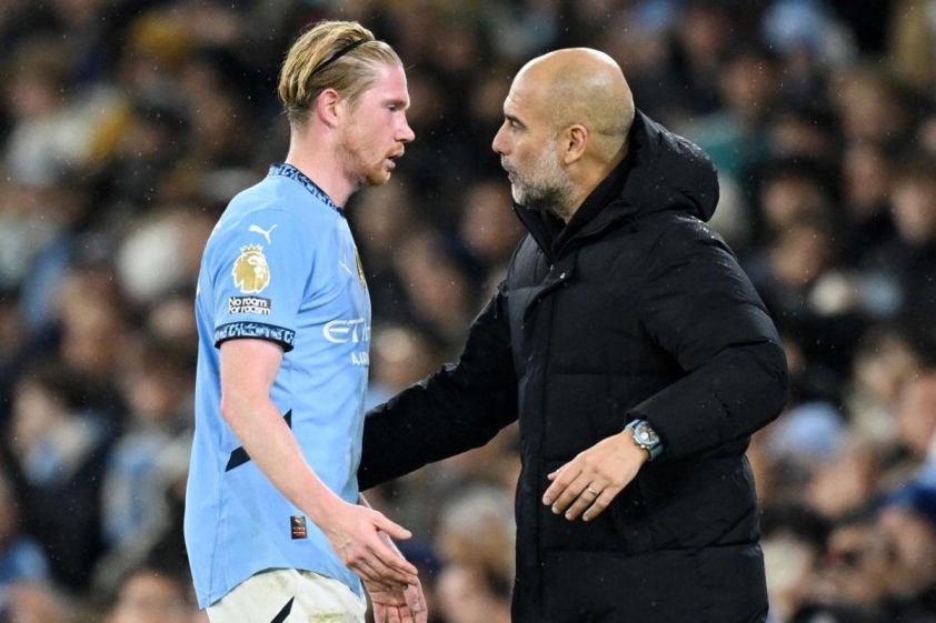 Pep khẳng định chỉ bổ sung vài vị trí, không cải tổ đội hình. Nguồn: Yahoo Sports
