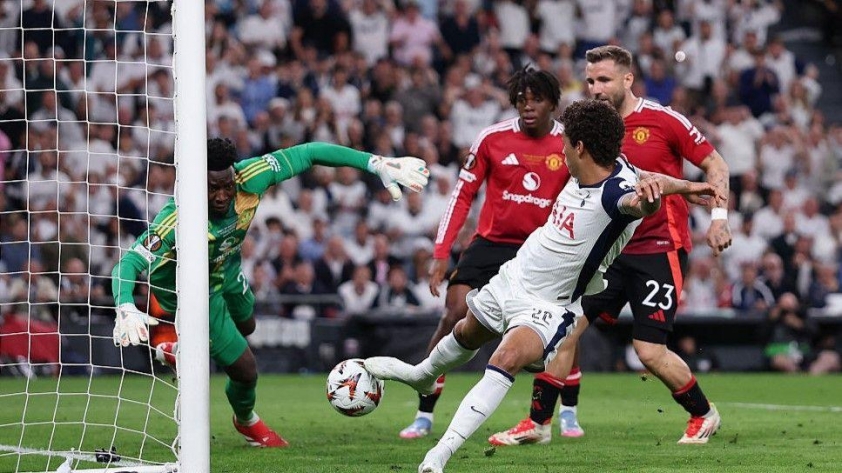 Thất bại trước Tottenham khép lại mùa giải thất bại nhất lịch sử MU. Nguồn: BBC