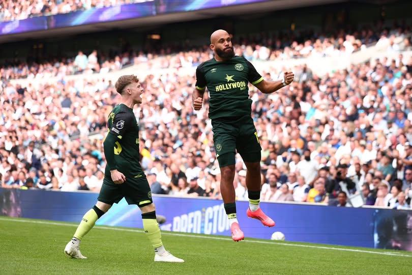 Man United phải cạnh tranh quyết liệt với Newcastle, đội đang có lợi thế hơn nhờ có tấm vé dự C1 mùa giải năm sau. Ảnh: CLB