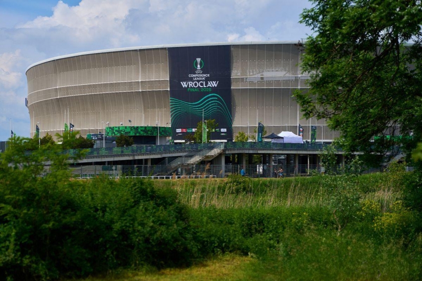 Trận chung kết UEFA Conference League 2025 diễn ra tại Stadion Wroclaw.