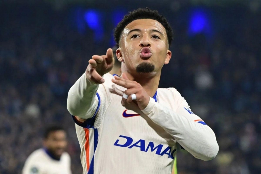 Chelsea đã đàm phán với người đại diện của Jadon Sancho để giữ anh ở lại Stamford Bridge.