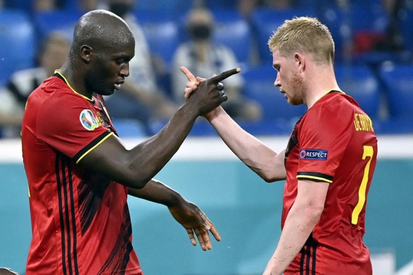 De Bruyne sẽ tái ngộ với Lukaku, người đồng đội trên tuyển Bỉ.
