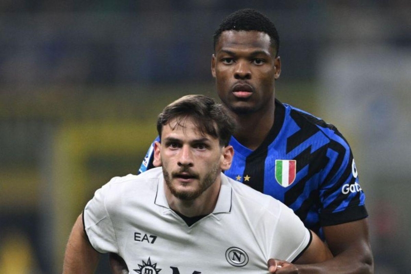 Cả hai đã từng đối đầu nhiều lần khi Kvaratskhelia còn khoác áo Napoli.