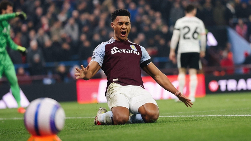 Ollie Watkins luôn có hiệu suất ổn định trong những mùa giải gần đây (nguồn ảnh: Twitter)