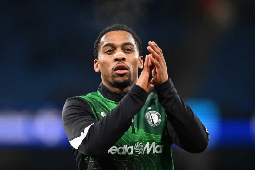 "Man United và Liverpool tranh giành tiền vệ Hà Lan" 4 Quinten Timber là một cầu thủ cực kỳ quan trọng tại Feyenoord.