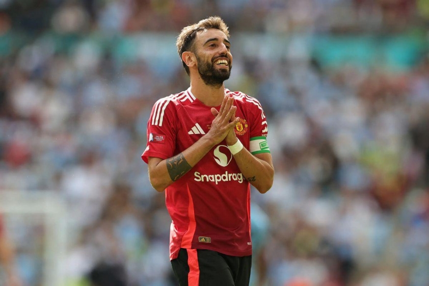 Keown cũng đề nghị Man United bán Bruno Fernandes ngay lập tức