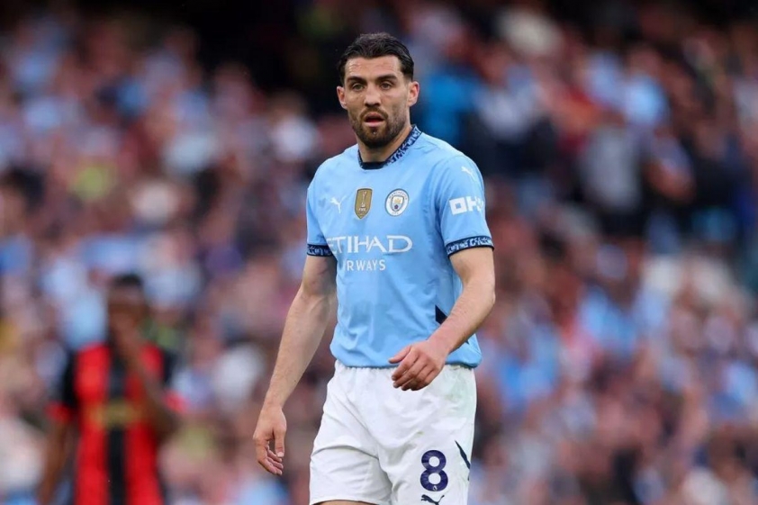 Mateo Kovacic sẽ phải phẫu thuật và nghỉ thi đấu trong nhiều tháng.