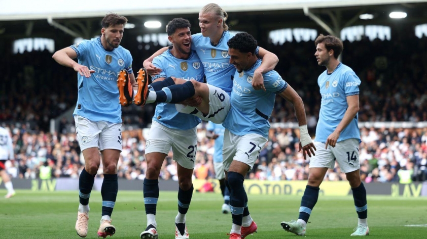 Man City trải qua mùa giải đáng quên