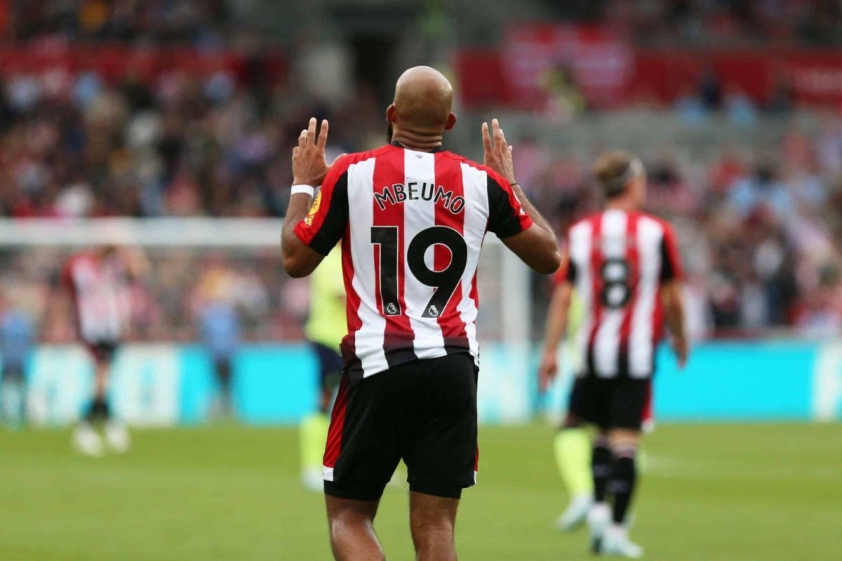 Hiện tại, Mbeumo đang khoác áo số 19 tại Brentford.