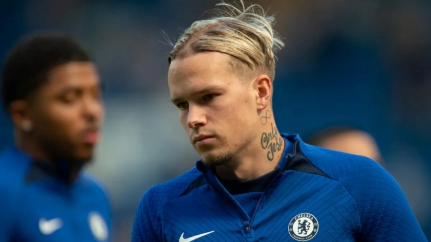 Chelsea chốt số áo 10 cho sao mới, không còn Mudryk nữa! 4 Mudryk sẽ là cơn đau đầu của Chelsea vì bản hợp đồng 8 năm. Nguồn: Football Transfer
