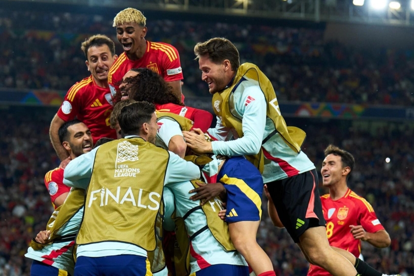 Lứa kế cận đầy tiềm năng của tuyển TBN đang được sản sinh ra. Ảnh: Seleccion Espanola de Futbol