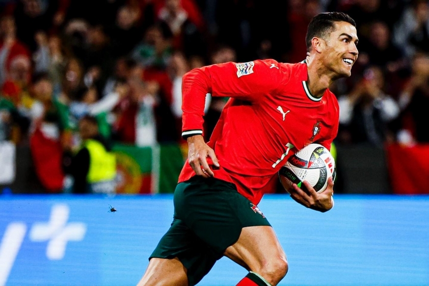 Dù đã 40 tuổi nhưng nhiệt huyết, tinh thần chiến đấu trên sân của Ronaldo vẫn không bao giờ phai đi. Ảnh: Selecoes Portuguesas de Futebol
