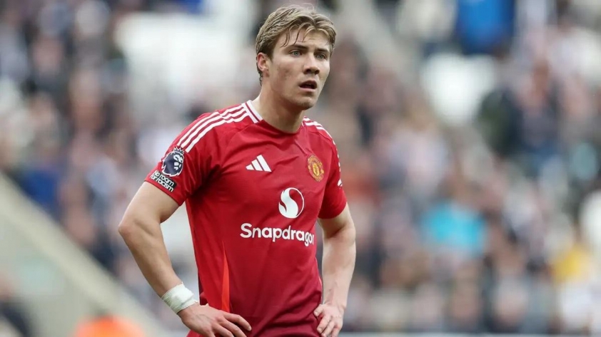 Mùa giải tồi tệ tại Old Trafford khiến anh đánh mất đi sự tự tin (Ảnh: The Guardian)