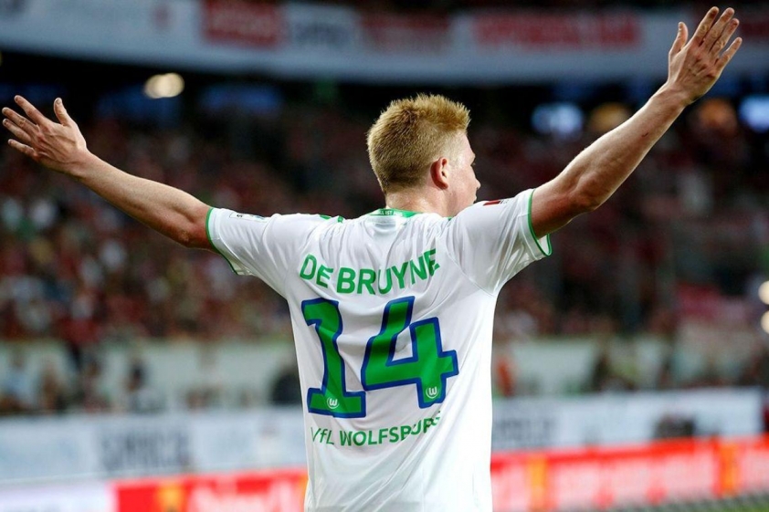 Trước khi chuyển sang Man City, De Bruyne từng khoác áo số 14 tại Wolfsburg (Ảnh: ESPN).