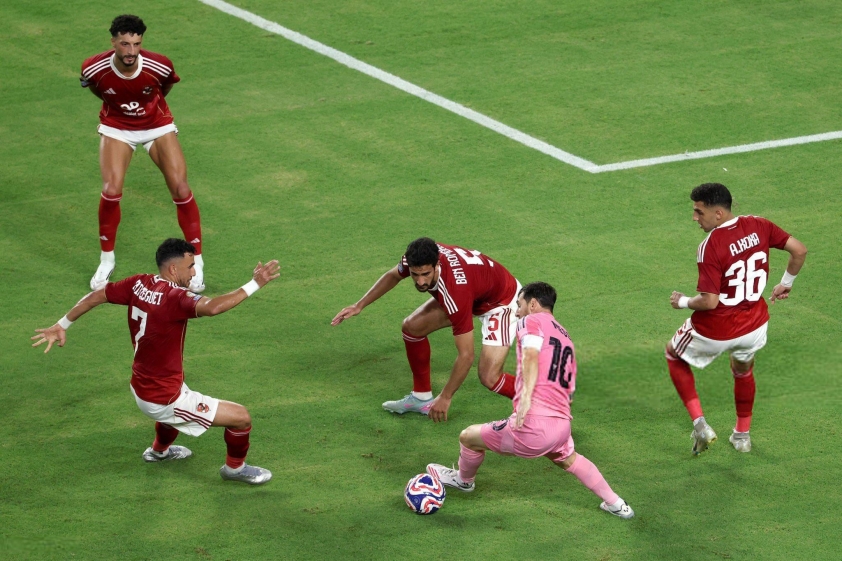 Messi dù rất nỗ lực nhưng không thể giúp đội nhà giành 3 điểm (nguồn ảnh X)