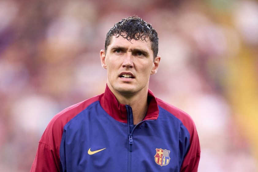 Christensen đứng trước tương lai bất định (Ảnh: BarcaBlaugranes)