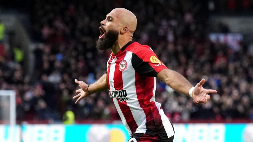 Mbeumo sẽ phải cân nhắc thật kỹ trước khi lựa chọn (Ảnh: Sky Sport)