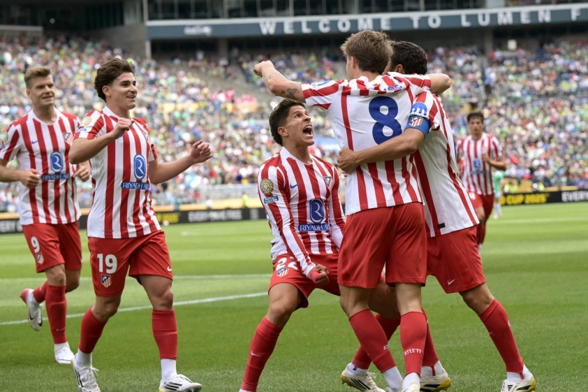 Đoàn quân của HLV Simeone sẽ bước vào trận đấu quyết định với Botafogo (Ảnh: NY Times)
