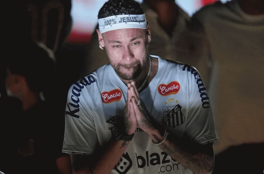 Áp lực từ nhiều phía ảnh hưởng đến phong độ của Neymar trong thời gian qua. Ảnh: AP