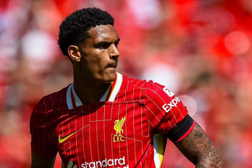 Quansah vẫn còn cơ hội thi đấu trong màu áo Liverpool ở tương lai.