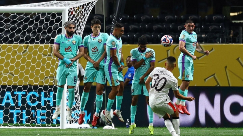 Siêu phẩm của sao trẻ Argentina (Ảnh: NBC Sports)