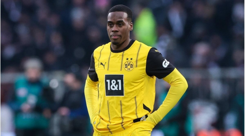 Jamie Gittens cầu thủ chạy cánh của Dortmund được Chelsea săn đón