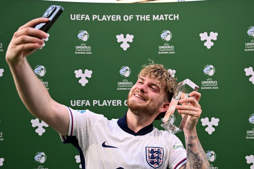 Elliott thi đấu ấn tượng tại U21 EURO 2025 (Ảnh: BBC)