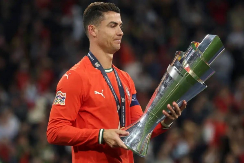 Ở tuổi 40, Ronaldo vẫn là trụ cột giúp ĐTQG Bồ Đào Nha chinh phục Nations League 2024/25.