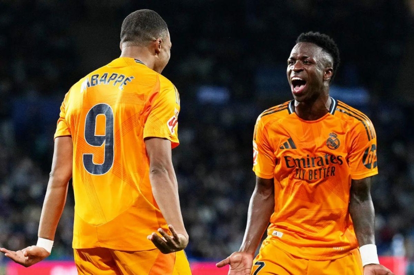 Klinsmann cảnh báo Xabi Alonso về Mbappe và Vinicius Jr (Ảnh: GOAL).