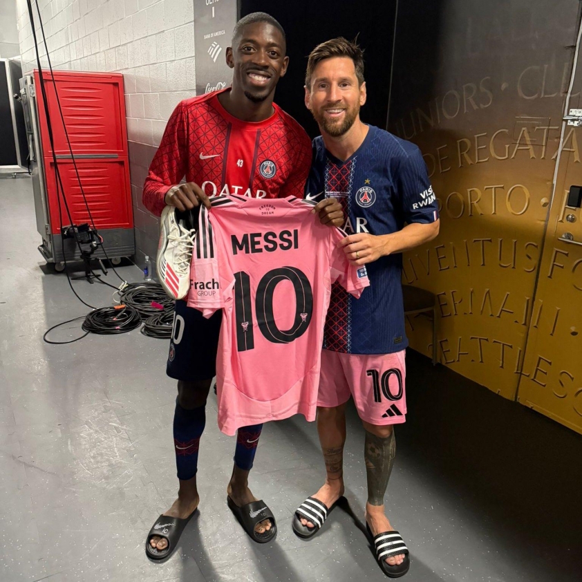 Dembele có 20 phút trong cuộc tái ngộ với nguời đồng đội cũ Messi (nguồn ảnh: Ousmane Dembélé)
