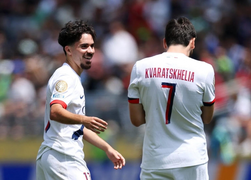 Khả năng Vitinha rời PSG trong thời gian tới là rất khó