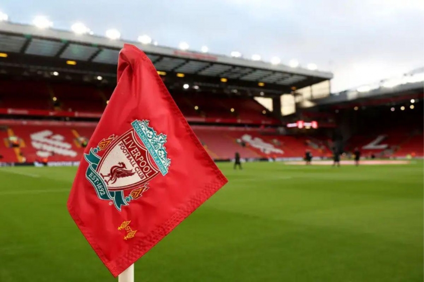Liverpool đóng cửa trung tâm huấn luyện, mở sổ tang tại Anfield (Ảnh: GOAL).