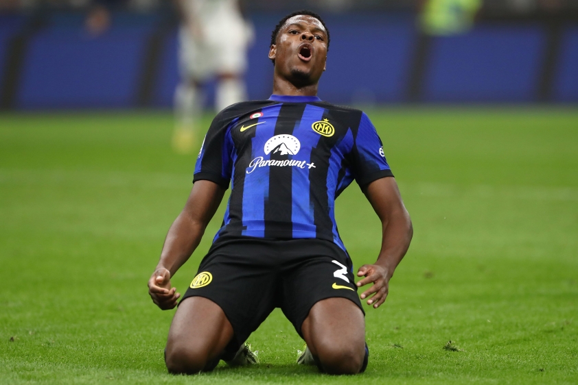 Dumfries được một loạt các ông lớn Châu Âu theo đuổi (Ảnh: La Gazzetta)